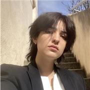 Étudiante franco-canadienne bilingue en filière LLCER Anglais.